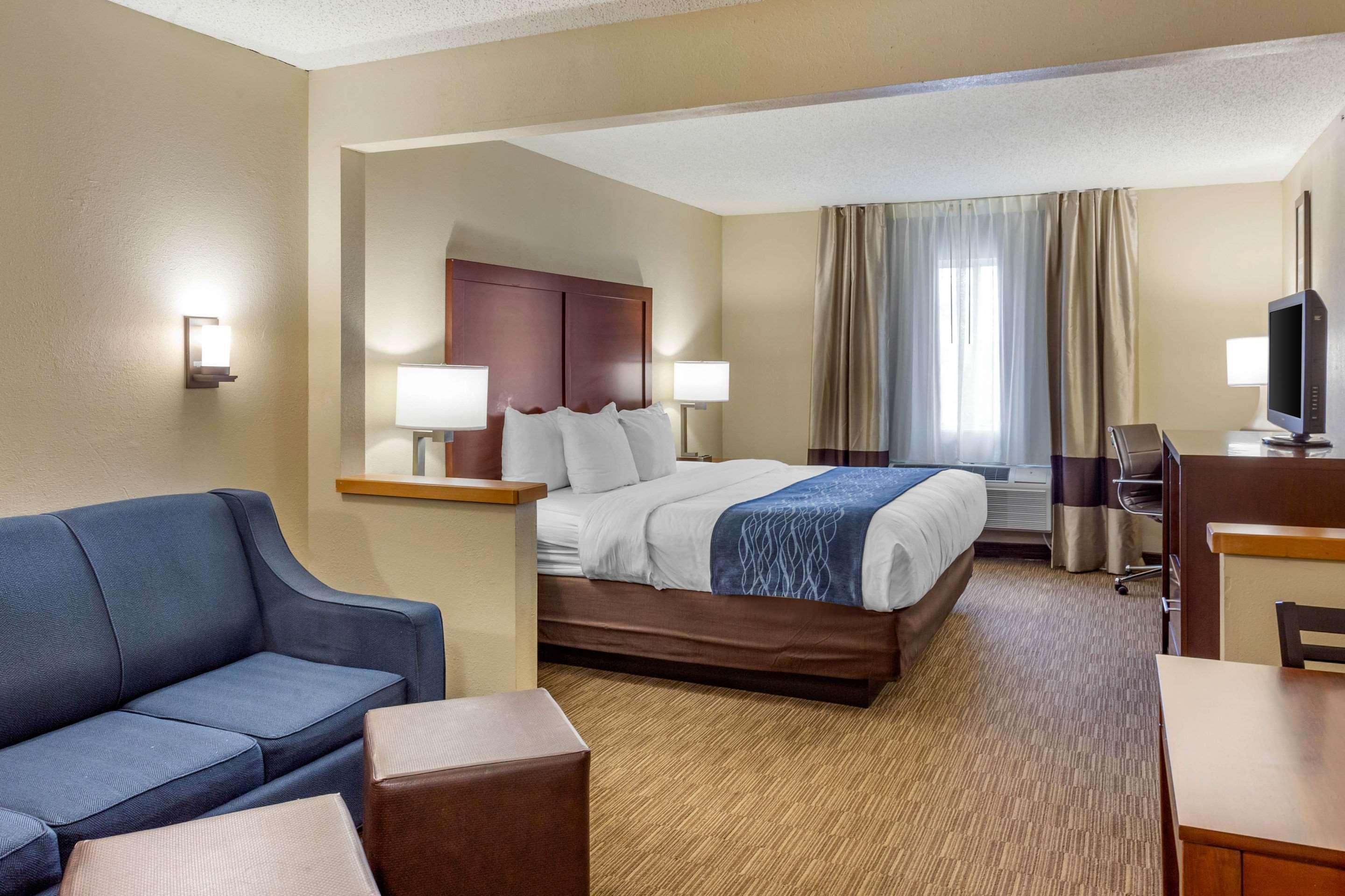Comfort Inn Rockford Near Casino District Exteriör bild