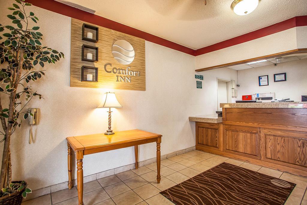 Comfort Inn Rockford Near Casino District Exteriör bild