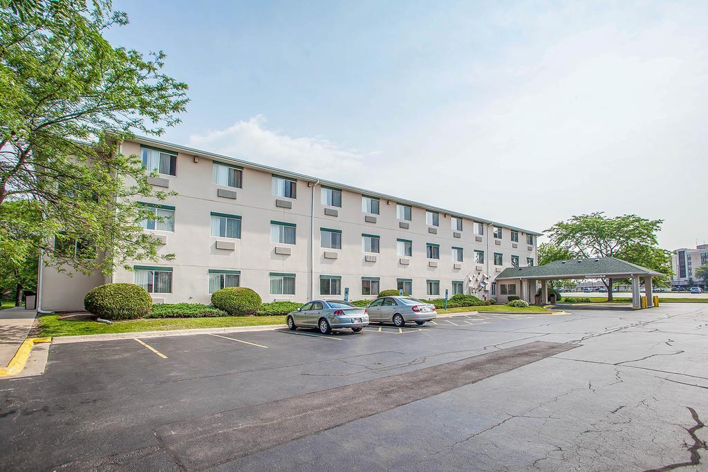 Comfort Inn Rockford Near Casino District Exteriör bild