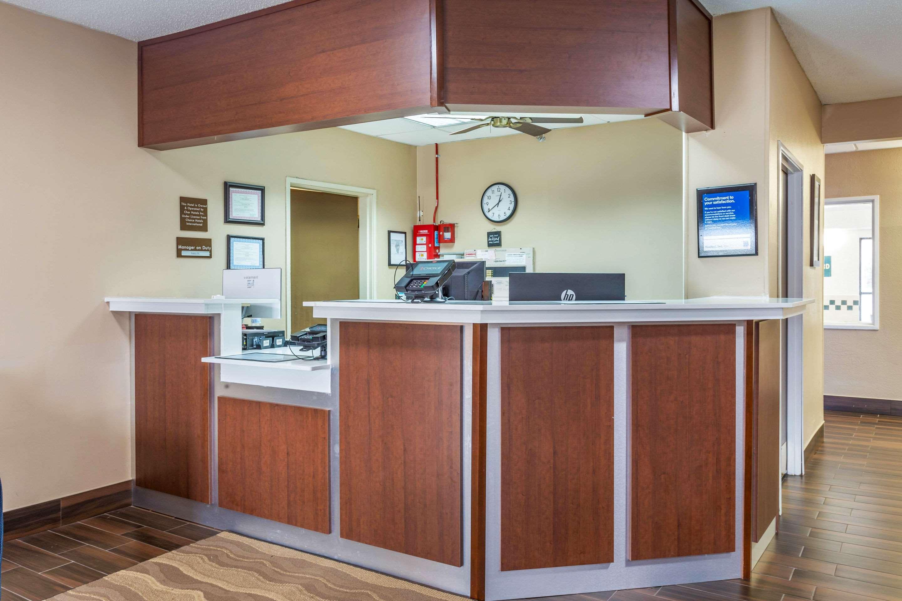 Comfort Inn Rockford Near Casino District Exteriör bild