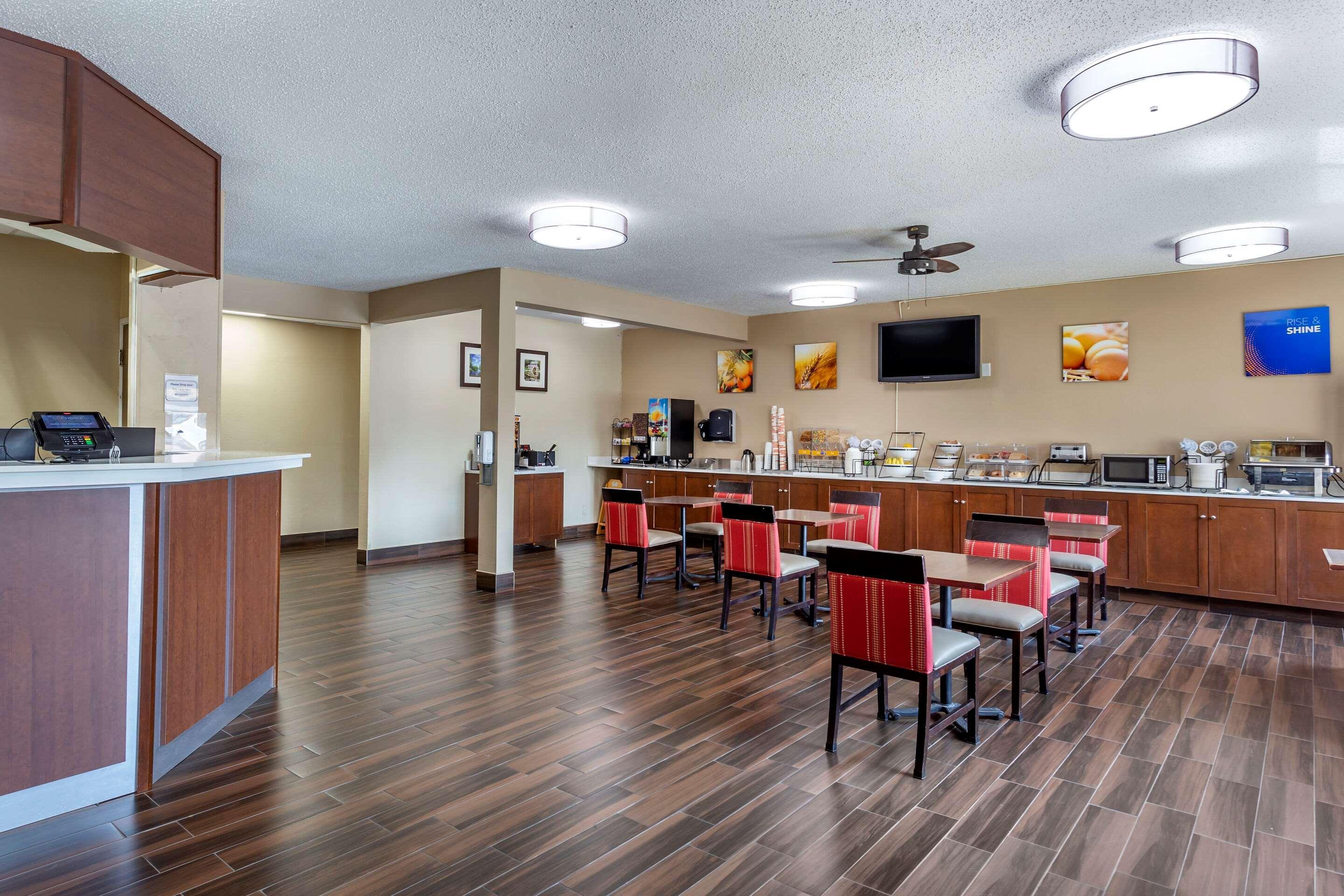 Comfort Inn Rockford Near Casino District Exteriör bild